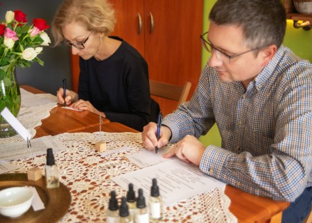 Warsztaty komponowania tworzenia perfum warsztaty robienia perfum Kraków