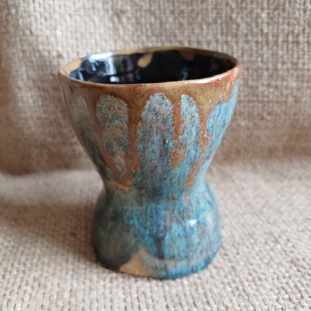 20250707_135954.jpgKubek ceramiczny w poręcznym kształcie kielicha ręczna praca Kraków 180 ml