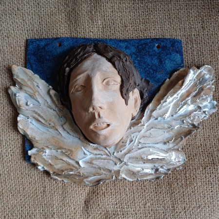 rzeźba ceramiczna anioła z Rieti pracownia smak sztuki