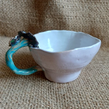 Ręcznie tworzona ceramiczna filiżanka Kraków, Smak Sztuki