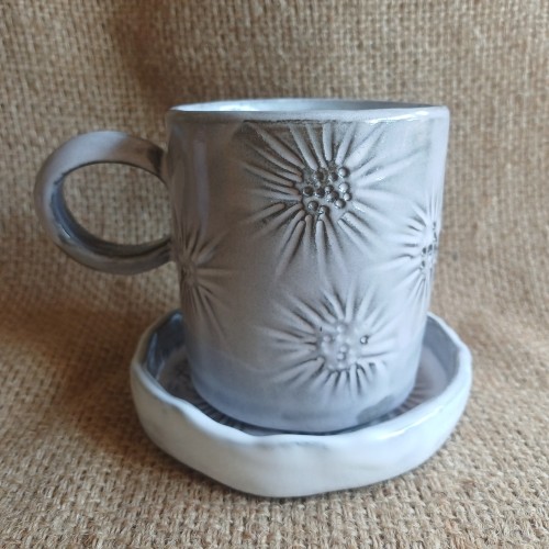Przejdź do produktu Kubek ceramiczny z podstawką Laikin 220 ml
