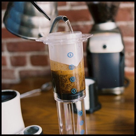 degustacja kaw za pomocą aeropressu Kraków